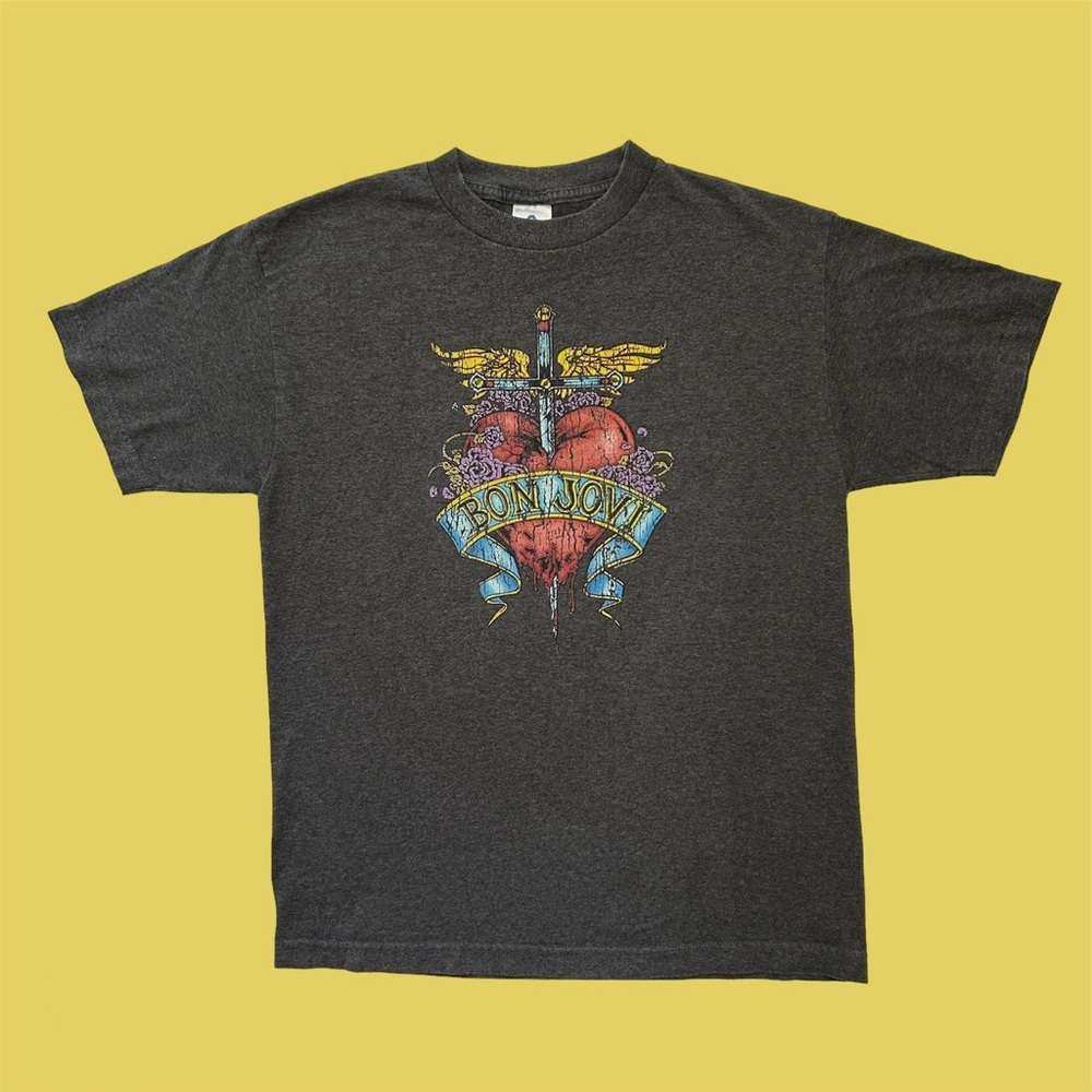 Y2K Bon Jovi Heart Dagger Graphic Tee Unisex Medium